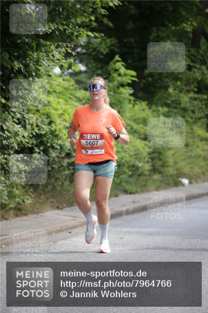 15.06.2025 - REWE Women's Run Jannik Wohlers http://msf.ph/oto/7964766 15.06.2025 09:59:43 Laufen 5607 meine-sportfotos.de