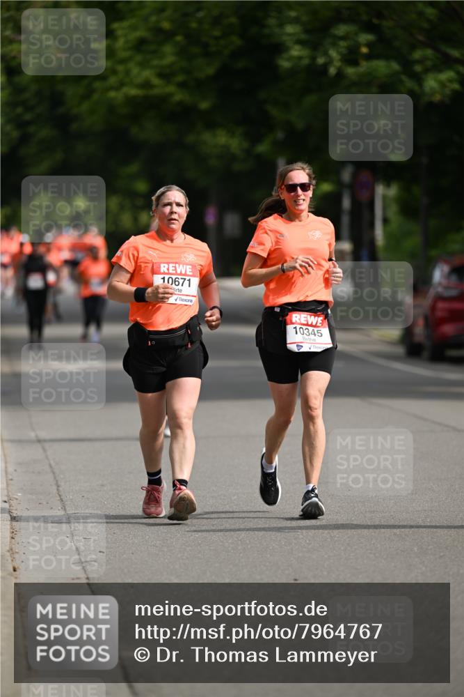 15.06.2025 - REWE Women's Run Dr. Thomas Lammeyer http://msf.ph/oto/7964767 15.06.2025 09:53:01 Laufen 10671, 10345 meine-sportfotos.de