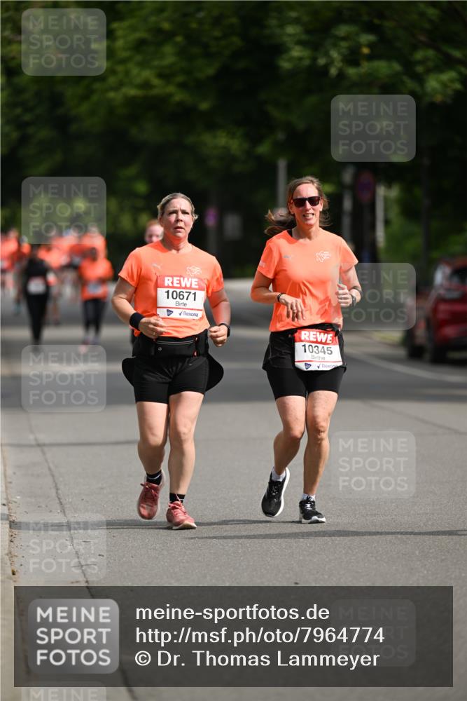 15.06.2025 - REWE Women's Run Dr. Thomas Lammeyer http://msf.ph/oto/7964774 15.06.2025 09:53:01 Laufen 10671, 4, 10345 meine-sportfotos.de