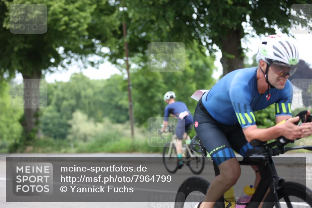 15.06.2025 - 7 Türme Triathlon Yannick Fuchs http://msf.ph/oto/7964799 15.06.2025 11:12:57 Radfahren 236, 278, 309 meine-sportfotos.de