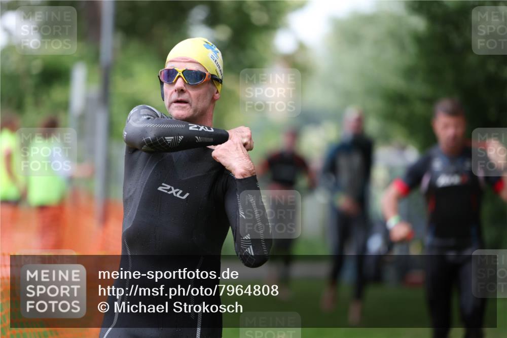 15.06.2025 - 7 Türme Triathlon Michael Strokosch http://msf.ph/oto/7964808 15.06.2025 12:17:51 Schwimmen 445, 523, 540, 615, 628, 654, 656, 661, 672, 678 meine-sportfotos.de
