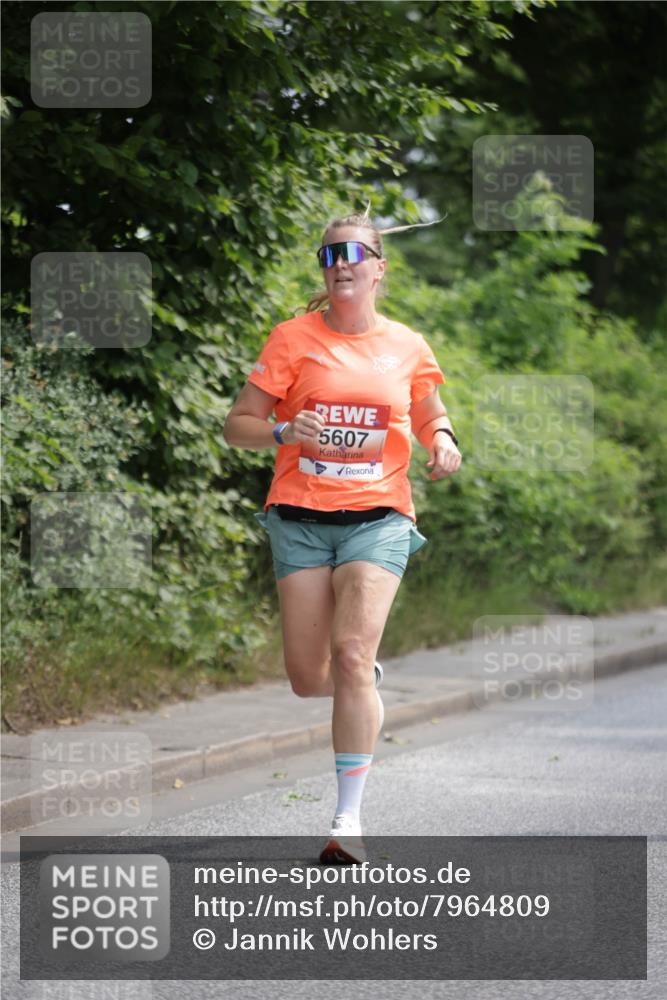 15.06.2025 - REWE Women's Run Jannik Wohlers http://msf.ph/oto/7964809 15.06.2025 09:59:44 Laufen 5607 meine-sportfotos.de