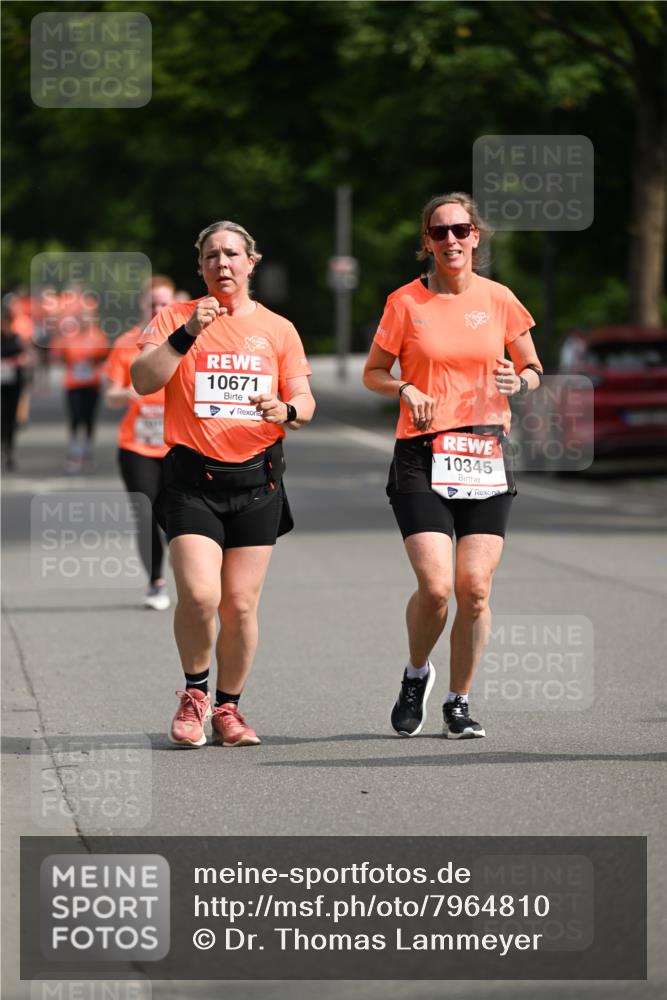 15.06.2025 - REWE Women's Run Dr. Thomas Lammeyer http://msf.ph/oto/7964810 15.06.2025 09:53:02 Laufen 10671, 10345 meine-sportfotos.de
