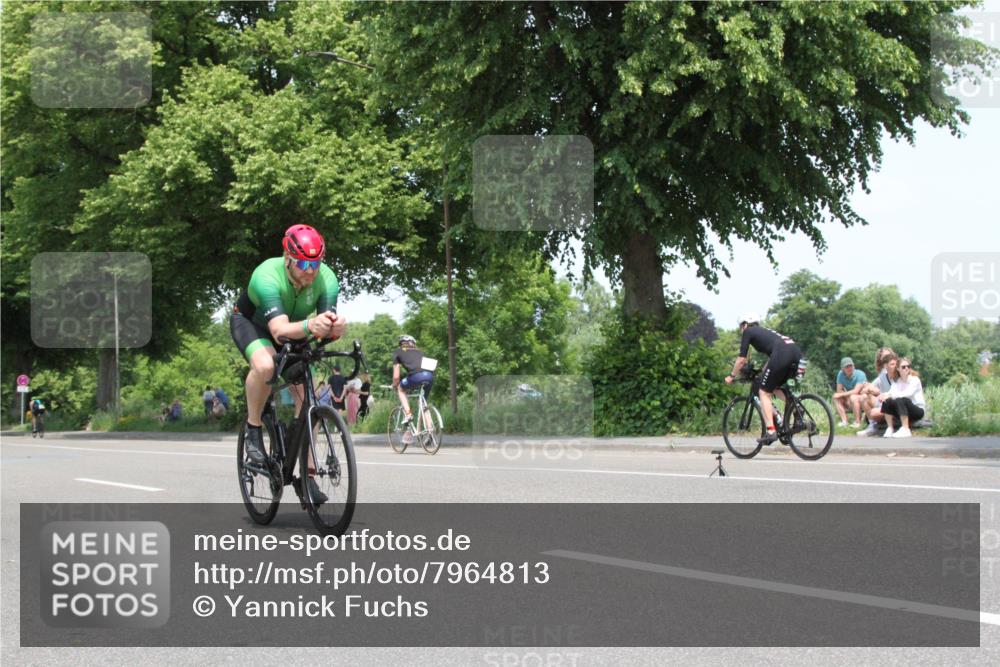 15.06.2025 - 7 Türme Triathlon Yannick Fuchs http://msf.ph/oto/7964813 15.06.2025 13:01:10 Radfahren  meine-sportfotos.de