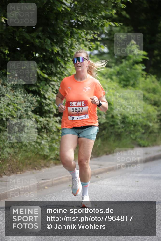 15.06.2025 - REWE Women's Run Jannik Wohlers http://msf.ph/oto/7964817 15.06.2025 09:59:44 Laufen 5607 meine-sportfotos.de