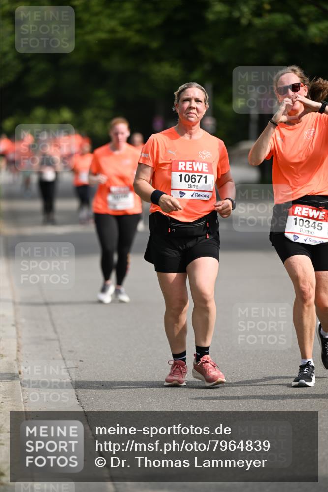 15.06.2025 - REWE Women's Run Dr. Thomas Lammeyer http://msf.ph/oto/7964839 15.06.2025 09:53:03 Laufen 10671, 10345 meine-sportfotos.de
