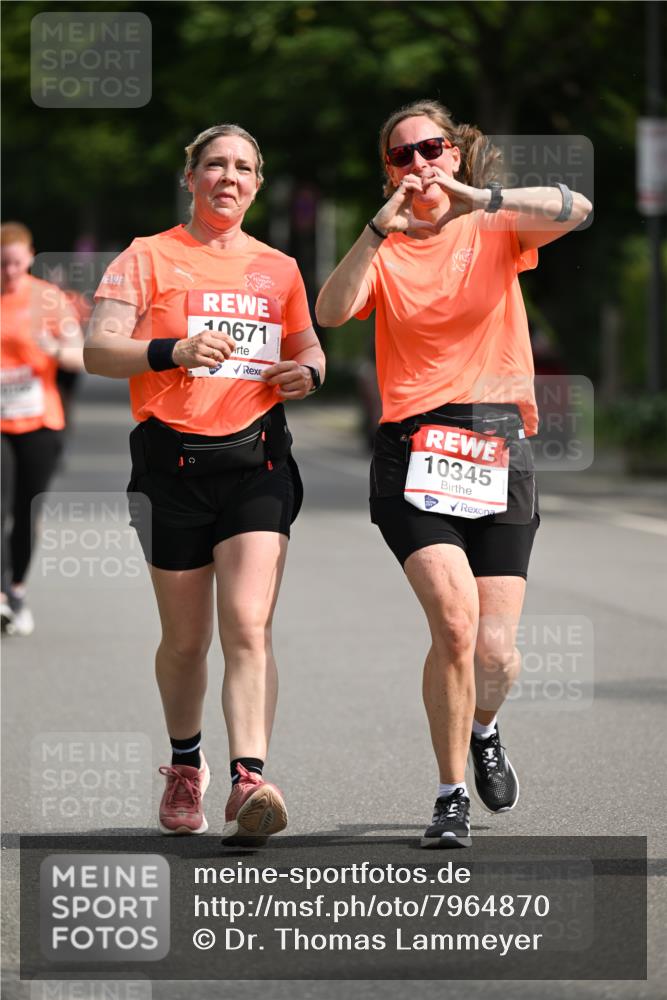15.06.2025 - REWE Women's Run Dr. Thomas Lammeyer http://msf.ph/oto/7964870 15.06.2025 09:53:04 Laufen 10671, 10345 meine-sportfotos.de