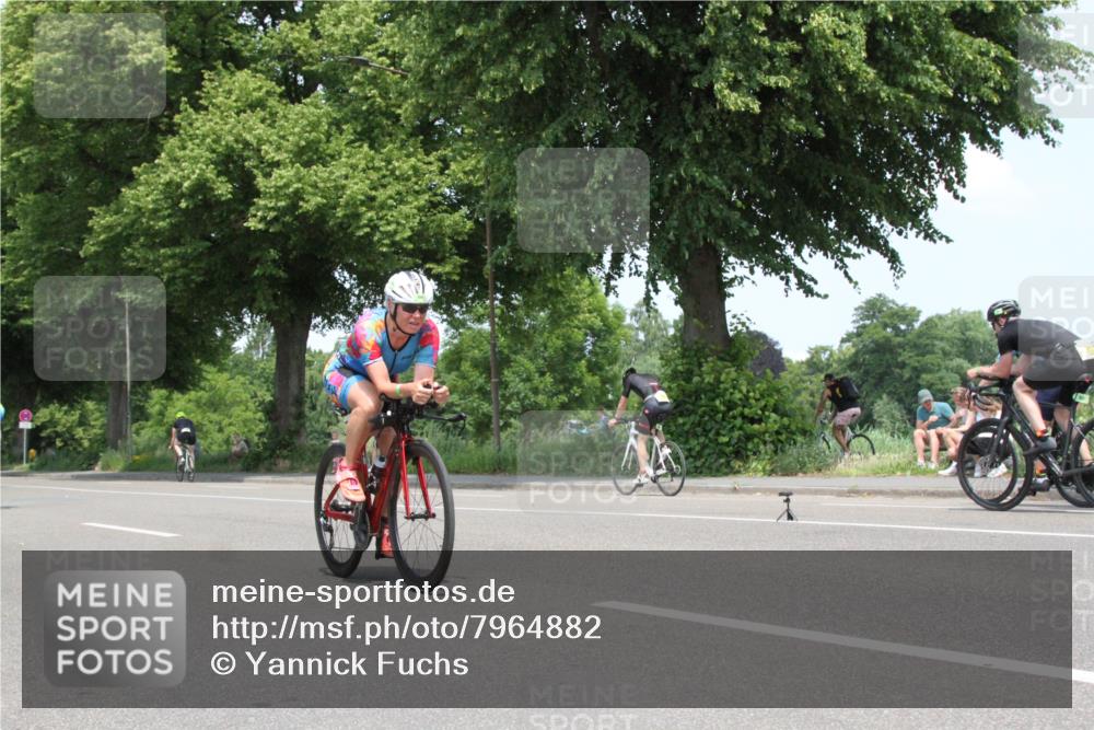 15.06.2025 - 7 Türme Triathlon Yannick Fuchs http://msf.ph/oto/7964882 15.06.2025 13:02:15 Radfahren  meine-sportfotos.de