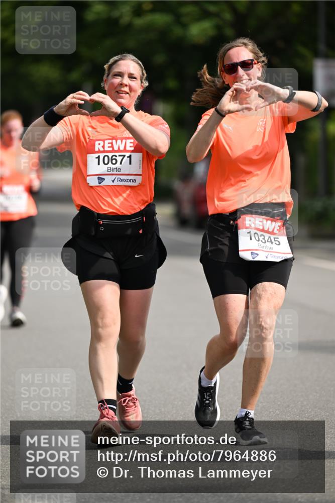 15.06.2025 - REWE Women's Run Dr. Thomas Lammeyer http://msf.ph/oto/7964886 15.06.2025 09:53:04 Laufen 10671, 10345 meine-sportfotos.de