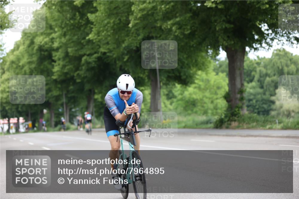15.06.2025 - 7 Türme Triathlon Yannick Fuchs http://msf.ph/oto/7964895 15.06.2025 11:13:03 Radfahren 254, 283 meine-sportfotos.de