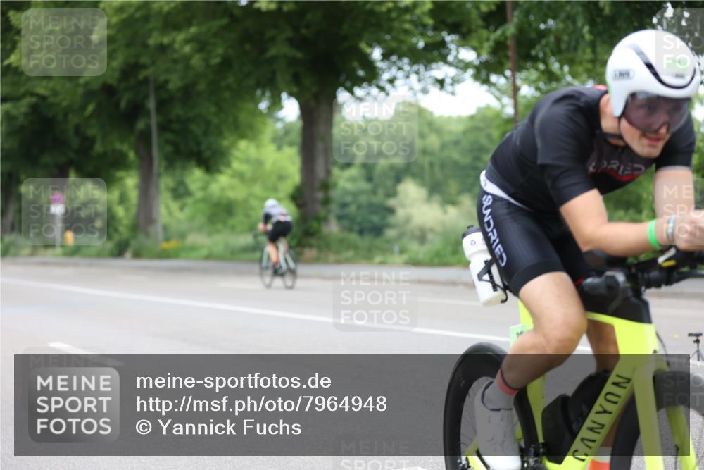 15.06.2025 - 7 Türme Triathlon Yannick Fuchs http://msf.ph/oto/7964948 15.06.2025 11:13:11 Radfahren 254, 289 meine-sportfotos.de