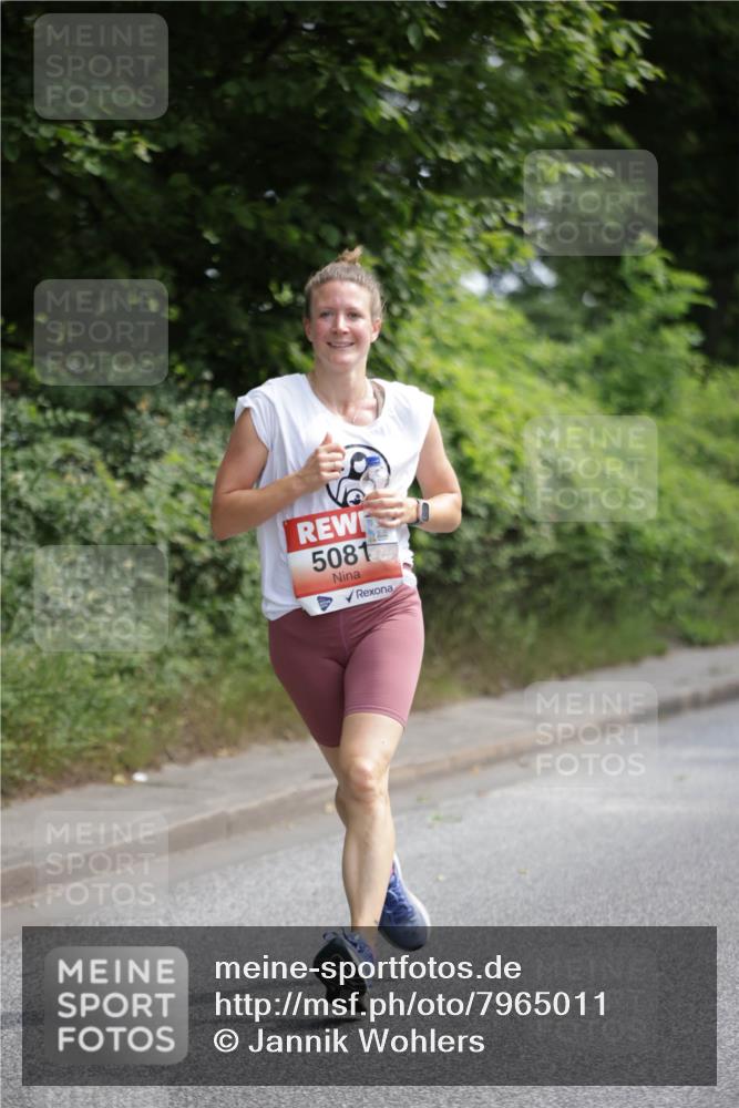 15.06.2025 - REWE Women's Run Jannik Wohlers http://msf.ph/oto/7965011 15.06.2025 09:59:54 Laufen 5081 meine-sportfotos.de