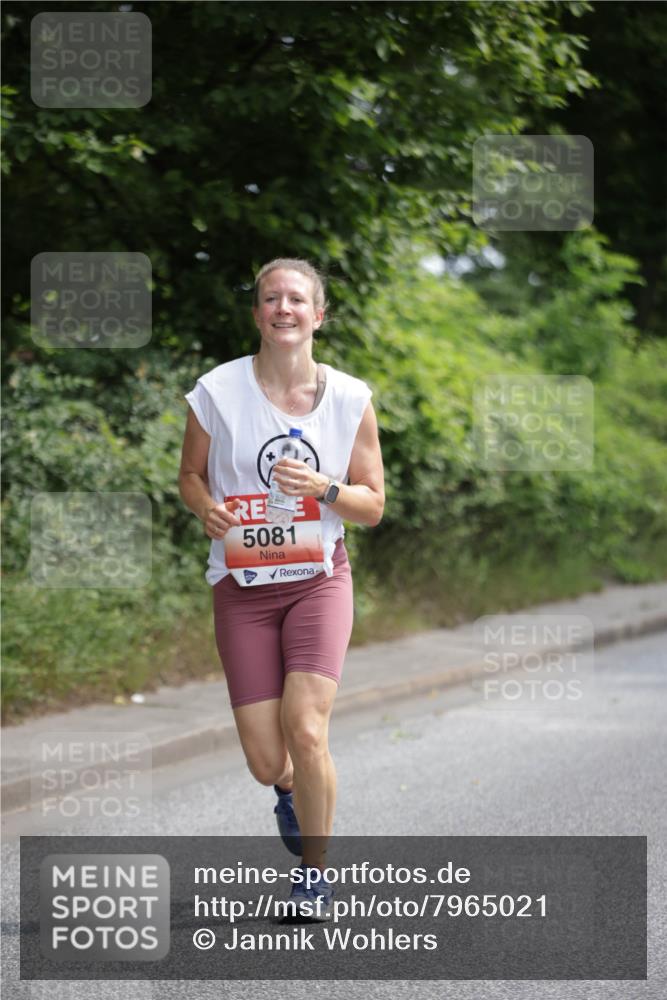 15.06.2025 - REWE Women's Run Jannik Wohlers http://msf.ph/oto/7965021 15.06.2025 09:59:54 Laufen 5081 meine-sportfotos.de