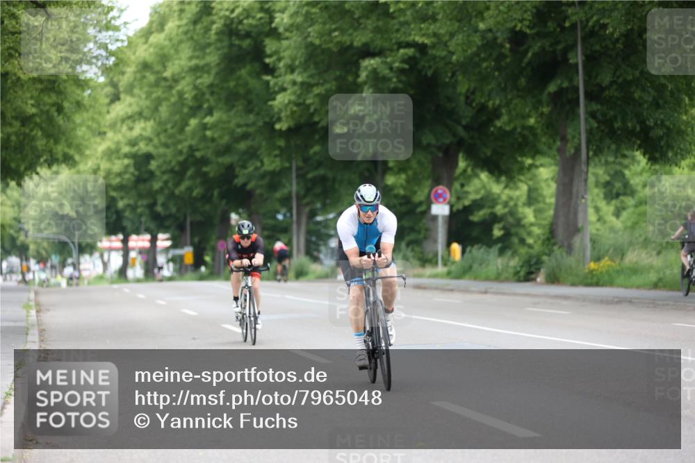15.06.2025 - 7 Türme Triathlon Yannick Fuchs http://msf.ph/oto/7965048 15.06.2025 11:13:23 Radfahren 318 meine-sportfotos.de