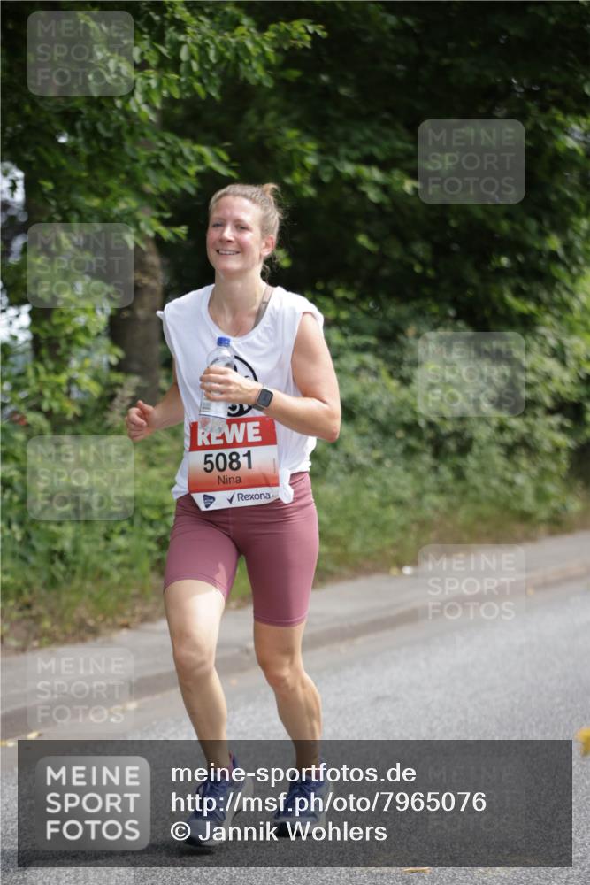 15.06.2025 - REWE Women's Run Jannik Wohlers http://msf.ph/oto/7965076 15.06.2025 09:59:55 Laufen 5081 meine-sportfotos.de