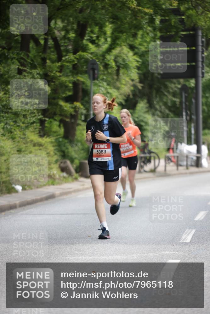 15.06.2025 - REWE Women's Run Jannik Wohlers http://msf.ph/oto/7965118 15.06.2025 09:59:57 Laufen 5063, 5163 meine-sportfotos.de
