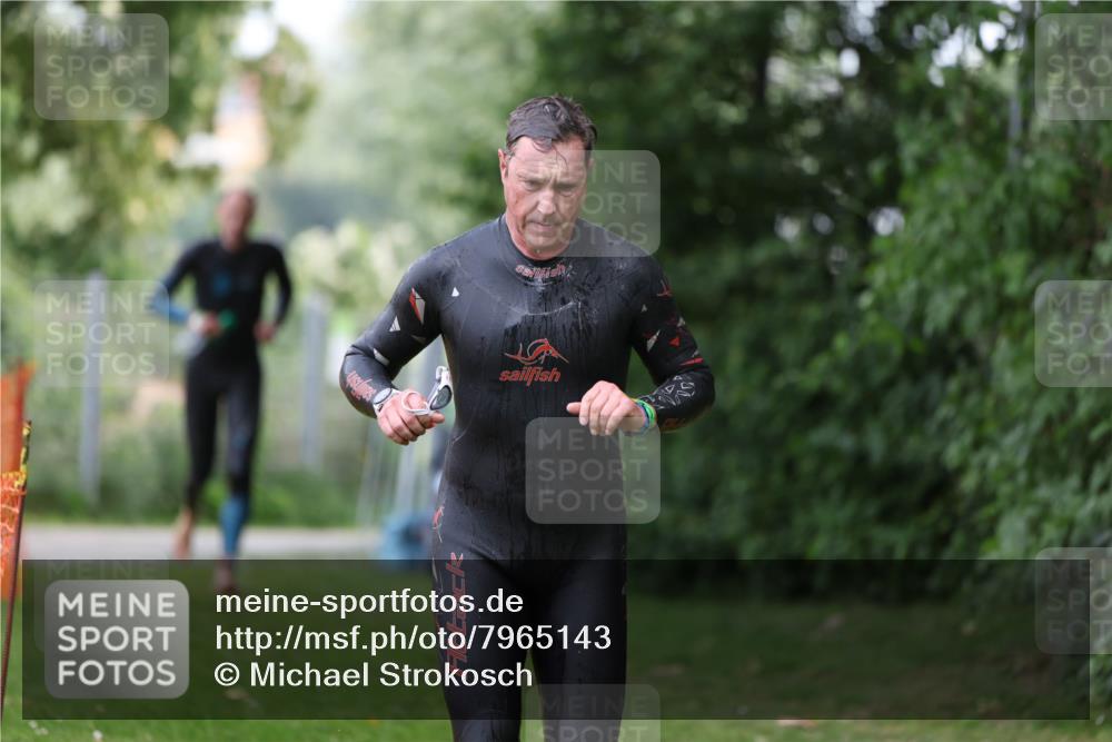15.06.2025 - 7 Türme Triathlon Michael Strokosch http://msf.ph/oto/7965143 15.06.2025 12:18:18 Schwimmen 380, 384, 562, 608, 615, 637, 638 meine-sportfotos.de