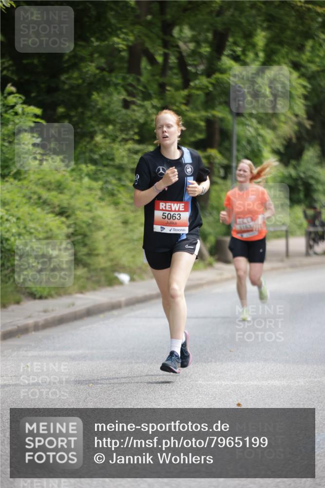 15.06.2025 - REWE Women's Run Jannik Wohlers http://msf.ph/oto/7965199 15.06.2025 09:59:58 Laufen 5063, 3163 meine-sportfotos.de