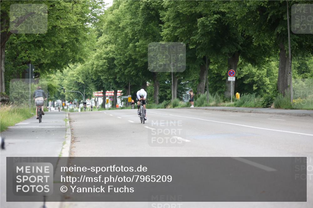 15.06.2025 - 7 Türme Triathlon Yannick Fuchs http://msf.ph/oto/7965209 15.06.2025 11:13:59 Radfahren 317 meine-sportfotos.de