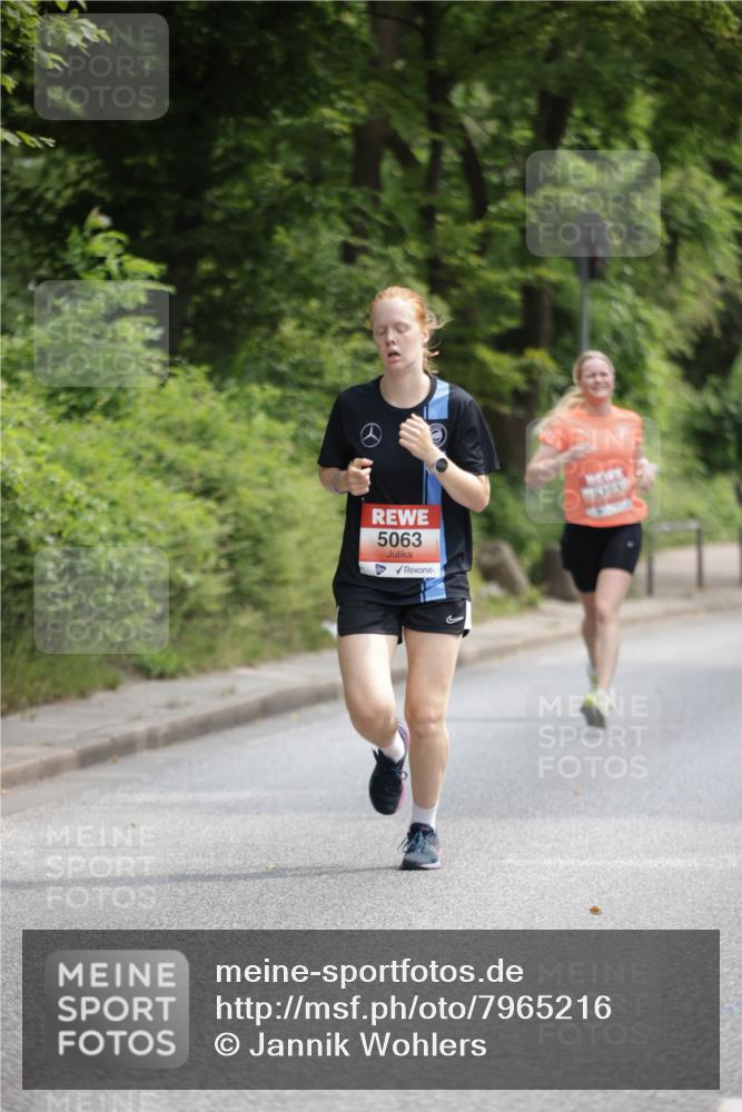 15.06.2025 - REWE Women's Run Jannik Wohlers http://msf.ph/oto/7965216 15.06.2025 09:59:58 Laufen 5063, 516 meine-sportfotos.de