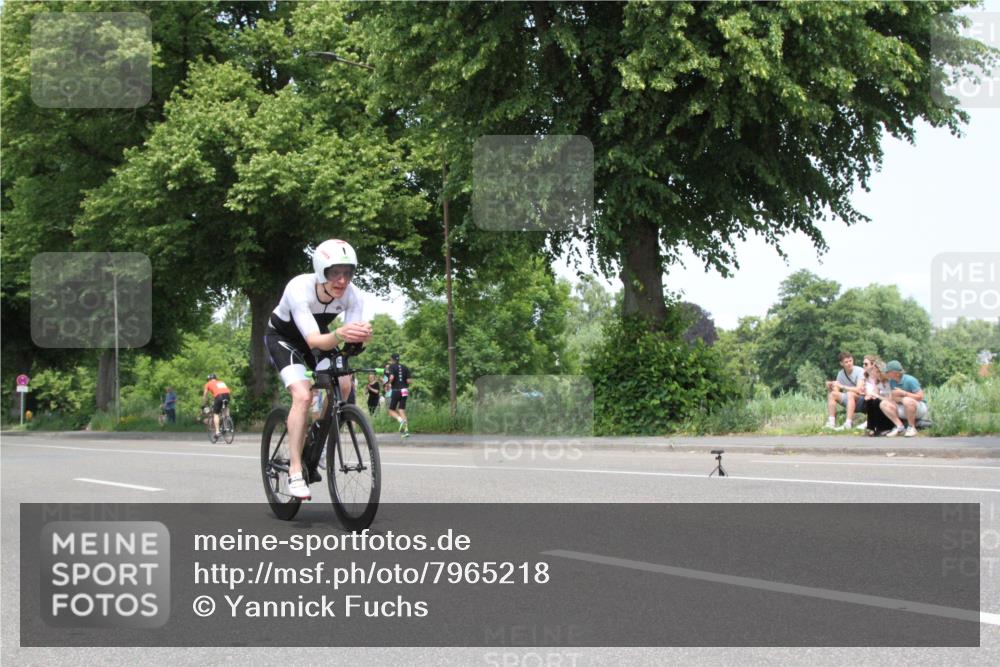15.06.2025 - 7 Türme Triathlon Yannick Fuchs http://msf.ph/oto/7965218 15.06.2025 13:06:25 Radfahren  meine-sportfotos.de