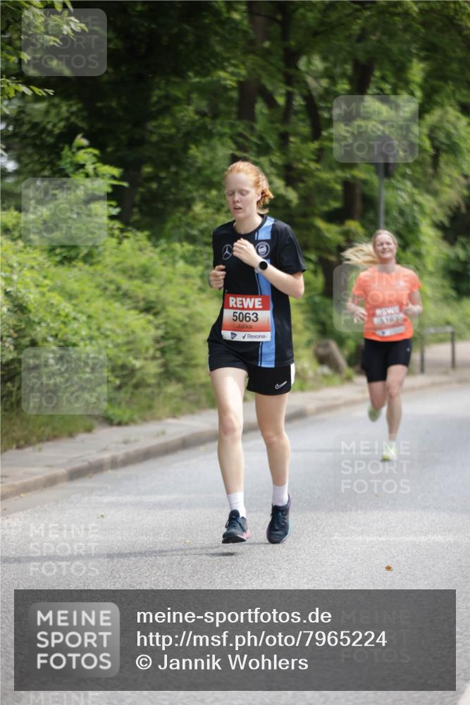 15.06.2025 - REWE Women's Run Jannik Wohlers http://msf.ph/oto/7965224 15.06.2025 09:59:58 Laufen 5063 meine-sportfotos.de