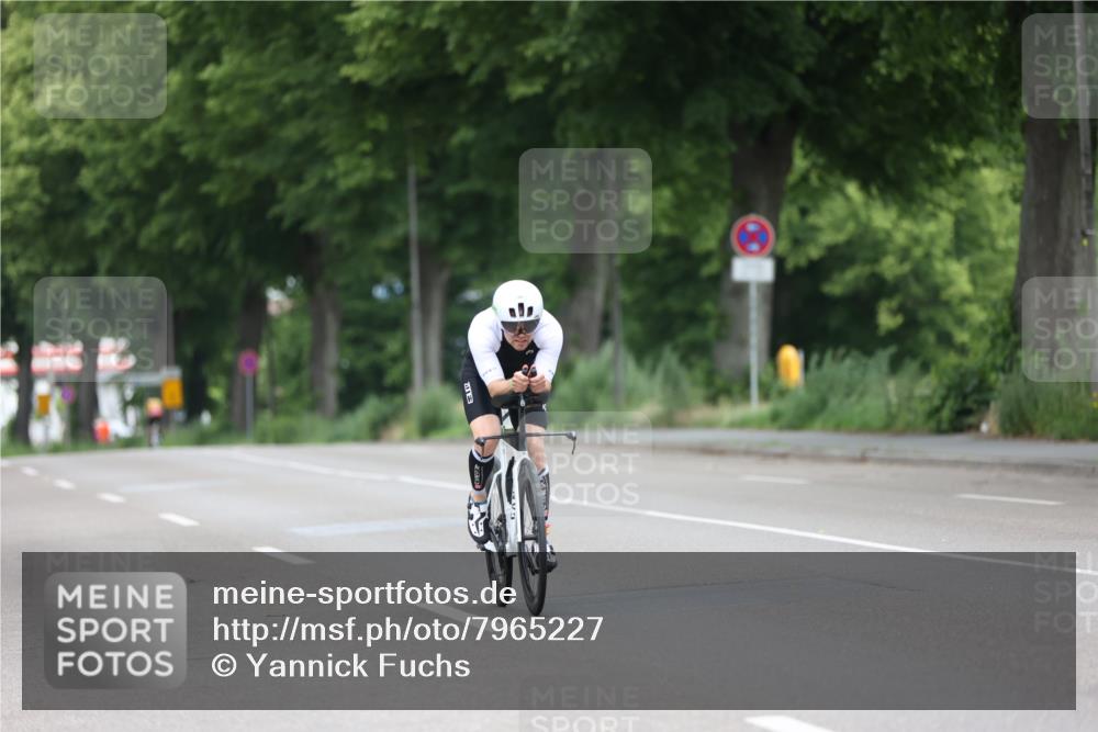 15.06.2025 - 7 Türme Triathlon Yannick Fuchs http://msf.ph/oto/7965227 15.06.2025 11:14:00 Radfahren 317 meine-sportfotos.de
