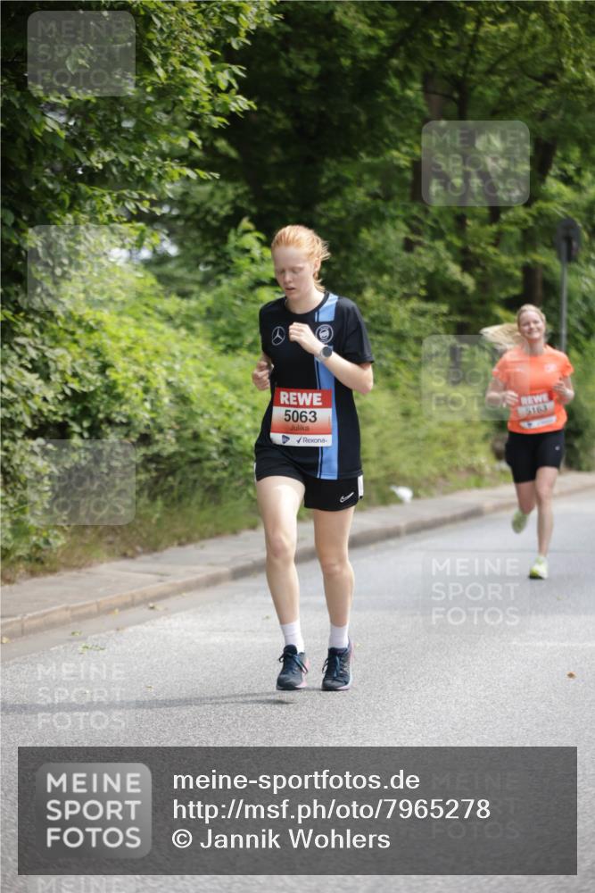 15.06.2025 - REWE Women's Run Jannik Wohlers http://msf.ph/oto/7965278 15.06.2025 09:59:59 Laufen 5063, 5163 meine-sportfotos.de