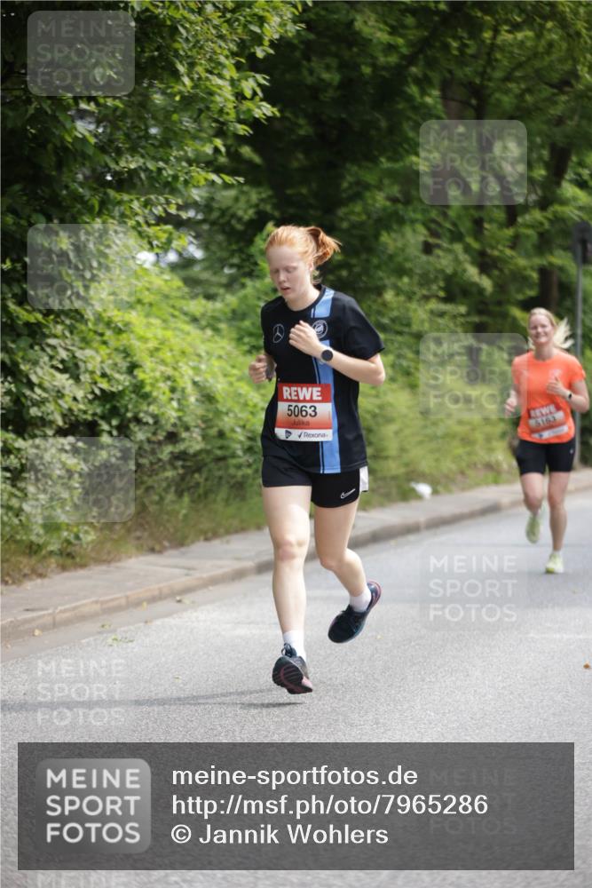 15.06.2025 - REWE Women's Run Jannik Wohlers http://msf.ph/oto/7965286 15.06.2025 09:59:59 Laufen 5063, 6163 meine-sportfotos.de