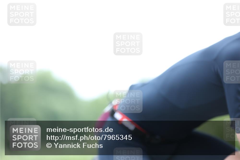 15.06.2025 - 7 Türme Triathlon Yannick Fuchs http://msf.ph/oto/7965345 15.06.2025 11:14:11 Radfahren 233, 257 meine-sportfotos.de