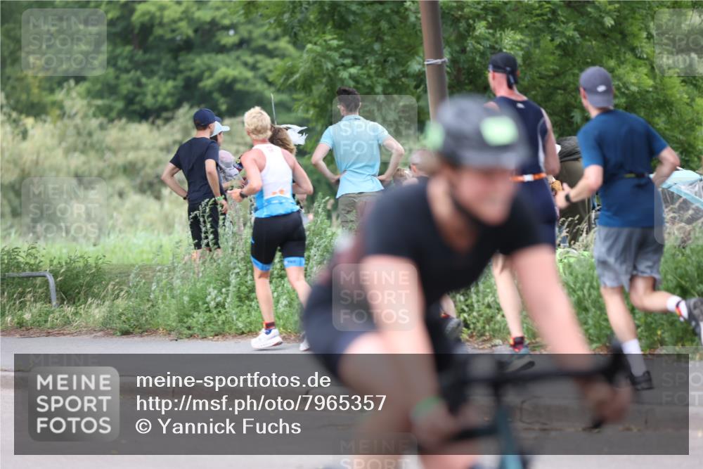 15.06.2025 - 7 Türme Triathlon Yannick Fuchs http://msf.ph/oto/7965357 15.06.2025 13:58:04 Radfahren 444, 491 meine-sportfotos.de
