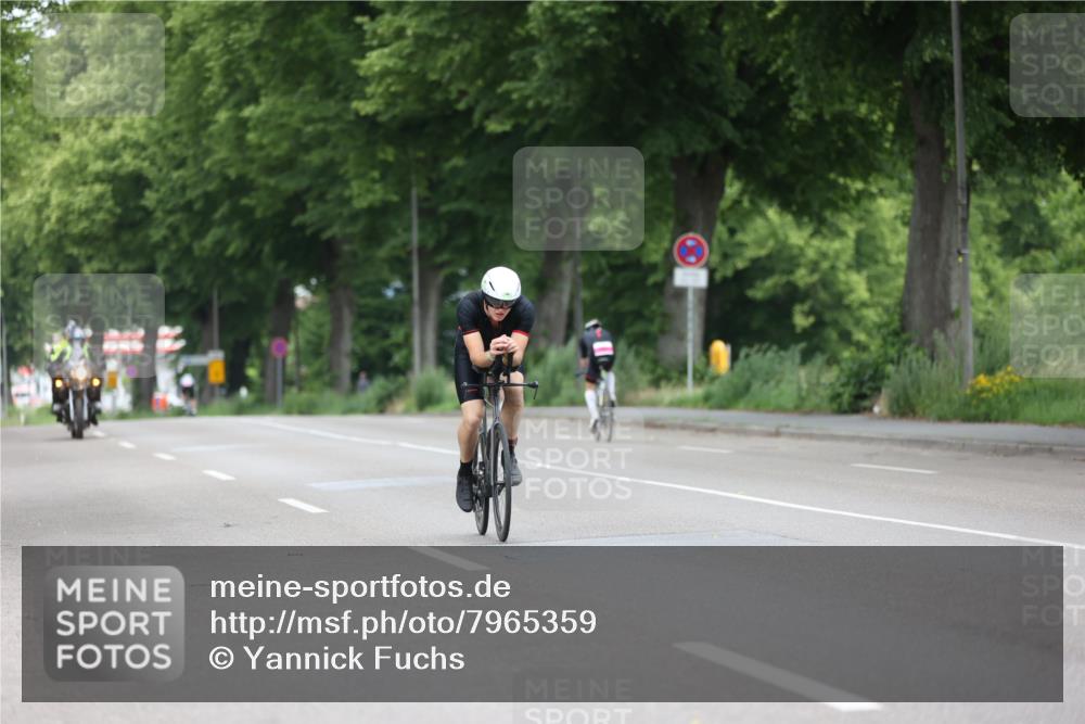15.06.2025 - 7 Türme Triathlon Yannick Fuchs http://msf.ph/oto/7965359 15.06.2025 11:14:17 Radfahren 208, 233 meine-sportfotos.de