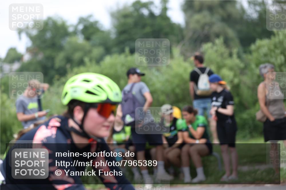 15.06.2025 - 7 Türme Triathlon Yannick Fuchs http://msf.ph/oto/7965389 15.06.2025 13:58:07 Radfahren 444, 491 meine-sportfotos.de