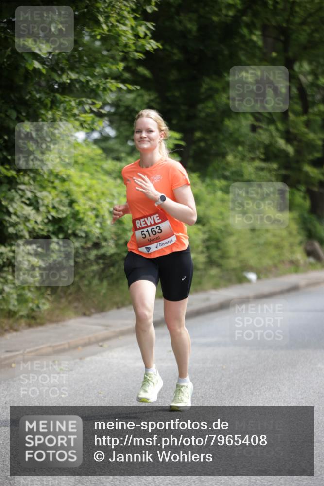 15.06.2025 - REWE Women's Run Jannik Wohlers http://msf.ph/oto/7965408 15.06.2025 10:00:02 Laufen 5163 meine-sportfotos.de