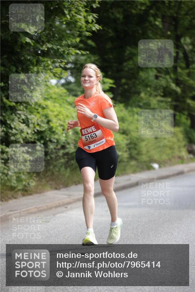 15.06.2025 - REWE Women's Run Jannik Wohlers http://msf.ph/oto/7965414 15.06.2025 10:00:02 Laufen 5163 meine-sportfotos.de