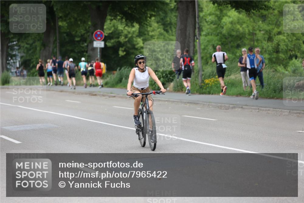 15.06.2025 - 7 Türme Triathlon Yannick Fuchs http://msf.ph/oto/7965422 15.06.2025 13:58:25 Radfahren 965 meine-sportfotos.de