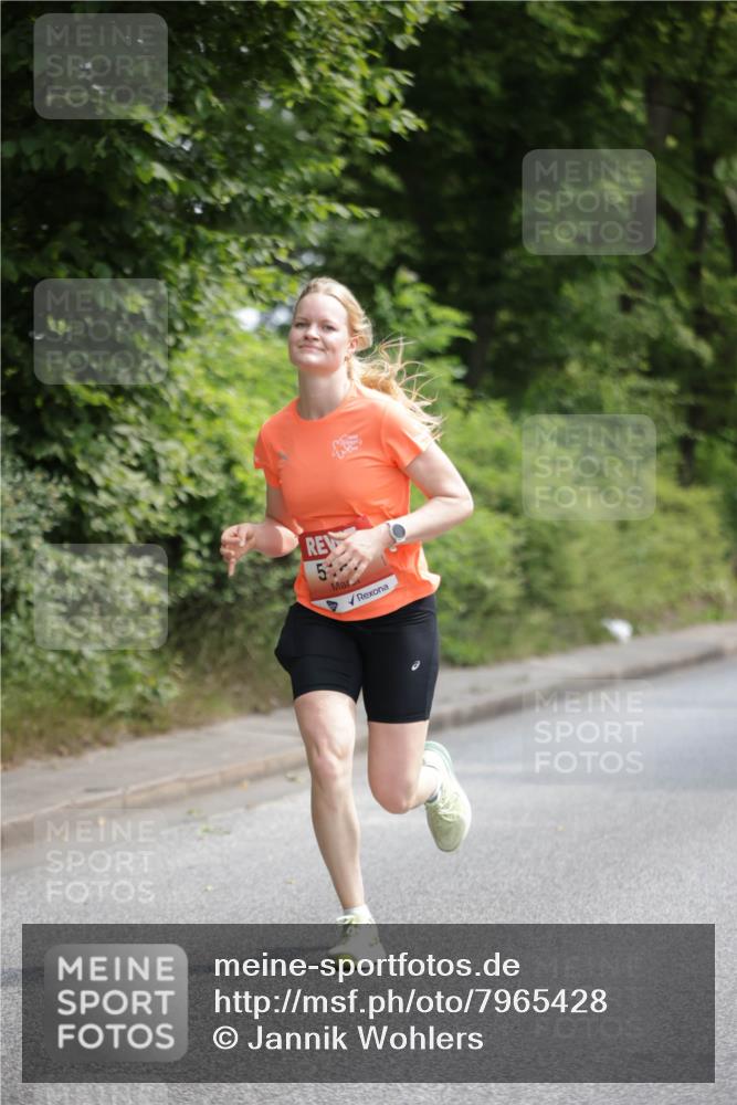 15.06.2025 - REWE Women's Run Jannik Wohlers http://msf.ph/oto/7965428 15.06.2025 10:00:02 Laufen 5 meine-sportfotos.de