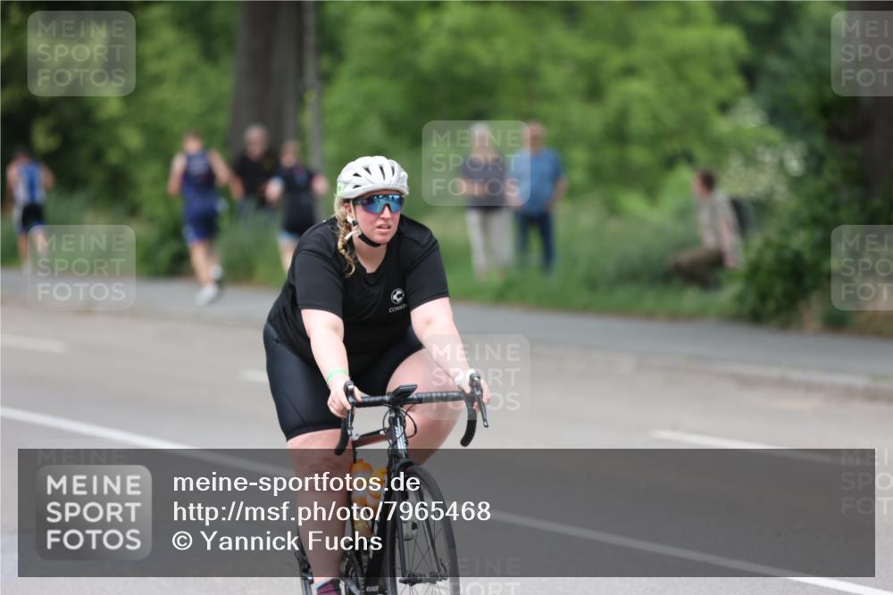 15.06.2025 - 7 Türme Triathlon Yannick Fuchs http://msf.ph/oto/7965468 15.06.2025 13:58:33 Radfahren 714 meine-sportfotos.de