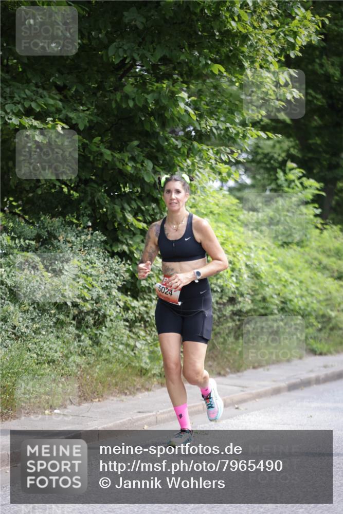 15.06.2025 - REWE Women's Run Jannik Wohlers http://msf.ph/oto/7965490 15.06.2025 10:00:14 Laufen 5024 meine-sportfotos.de