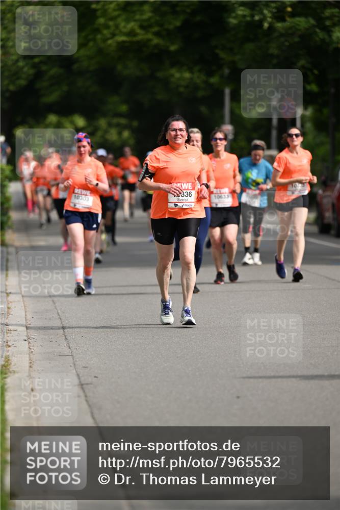 15.06.2025 - REWE Women's Run Dr. Thomas Lammeyer http://msf.ph/oto/7965532 15.06.2025 09:53:32 Laufen 10303, 336, 106, 37 meine-sportfotos.de
