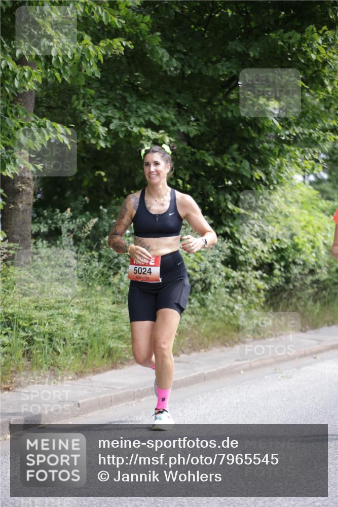 15.06.2025 - REWE Women's Run Jannik Wohlers http://msf.ph/oto/7965545 15.06.2025 10:00:15 Laufen 5024 meine-sportfotos.de