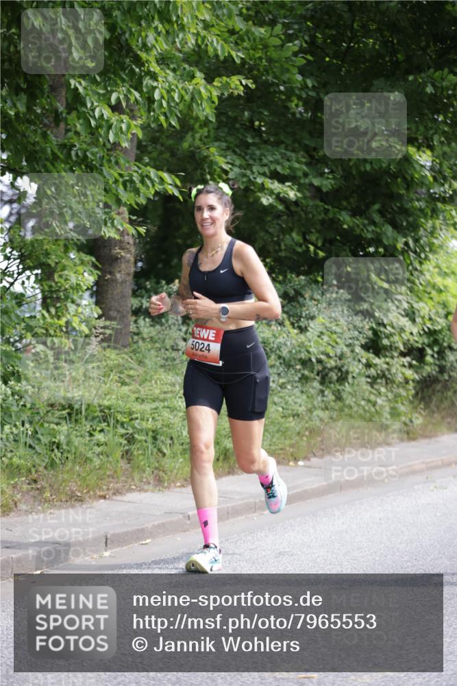 15.06.2025 - REWE Women's Run Jannik Wohlers http://msf.ph/oto/7965553 15.06.2025 10:00:15 Laufen 5024 meine-sportfotos.de