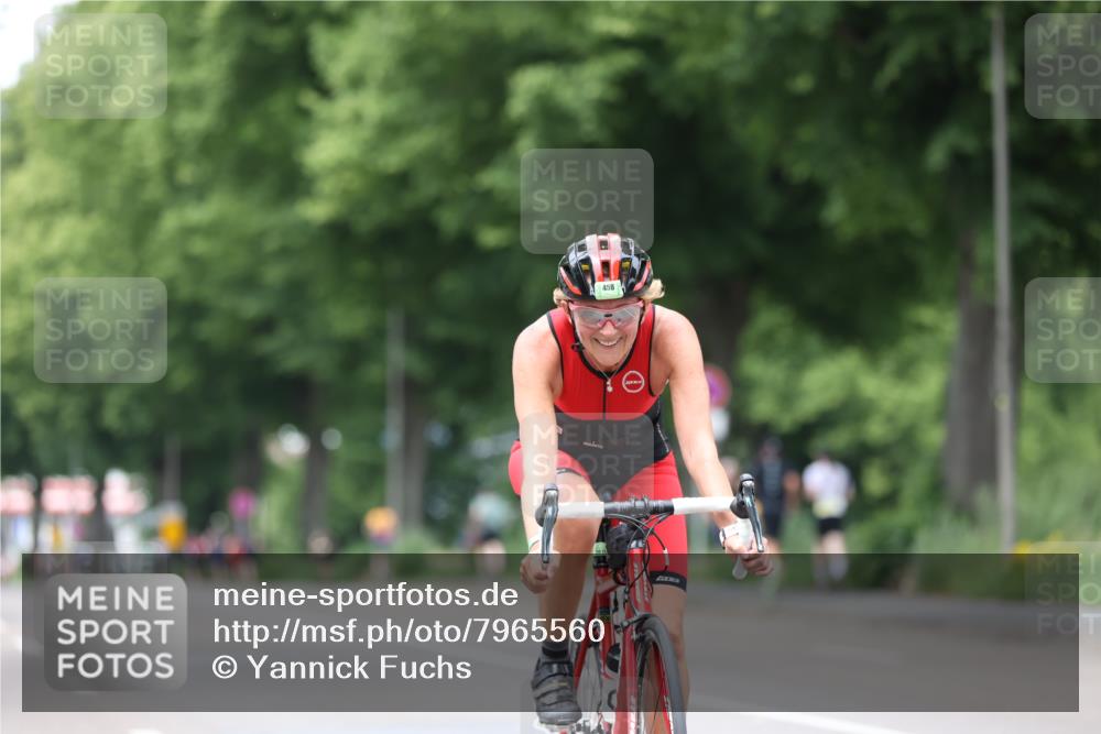 15.06.2025 - 7 Türme Triathlon Yannick Fuchs http://msf.ph/oto/7965560 15.06.2025 13:59:03 Radfahren 458 meine-sportfotos.de