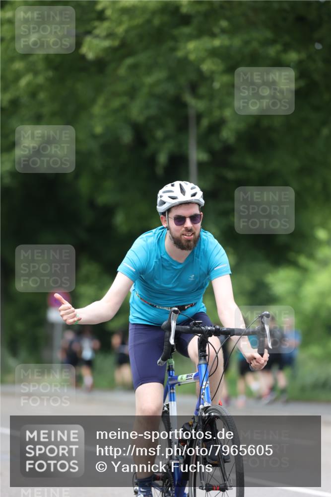 15.06.2025 - 7 Türme Triathlon Yannick Fuchs http://msf.ph/oto/7965605 15.06.2025 13:59:18 Radfahren 681 meine-sportfotos.de