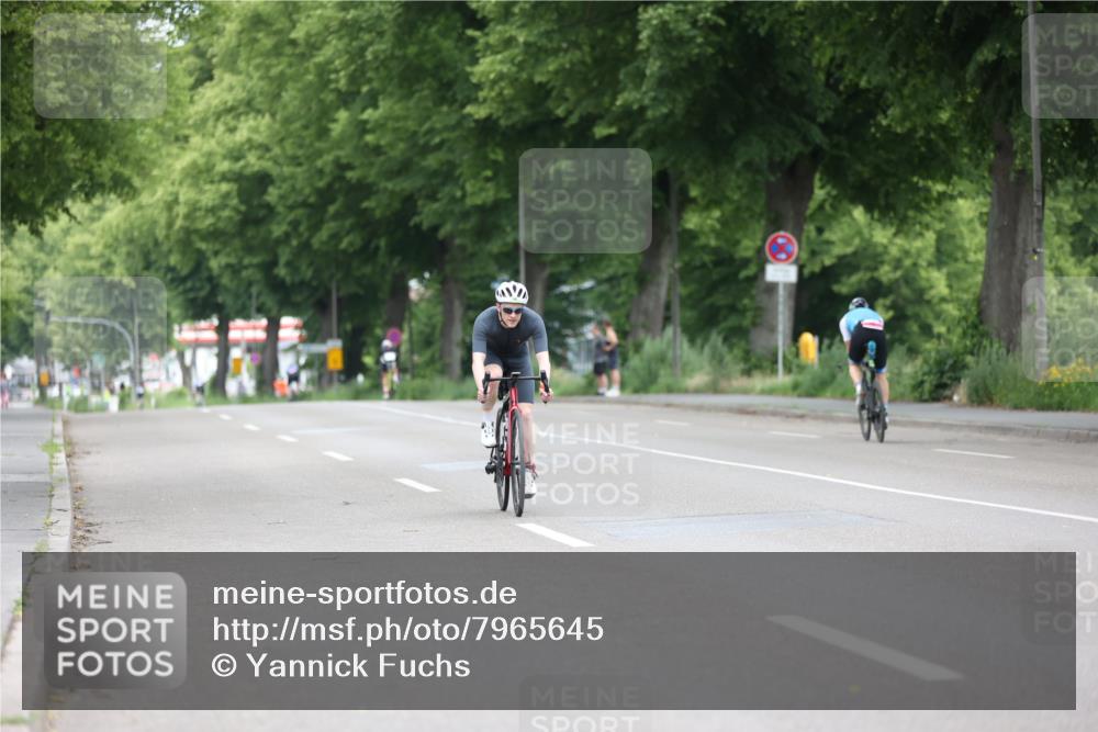 15.06.2025 - 7 Türme Triathlon Yannick Fuchs http://msf.ph/oto/7965645 15.06.2025 11:14:58 Radfahren 331 meine-sportfotos.de