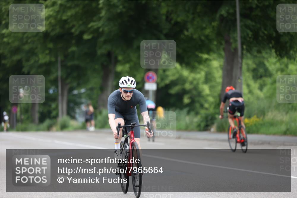15.06.2025 - 7 Türme Triathlon Yannick Fuchs http://msf.ph/oto/7965664 15.06.2025 11:14:59 Radfahren 331 meine-sportfotos.de