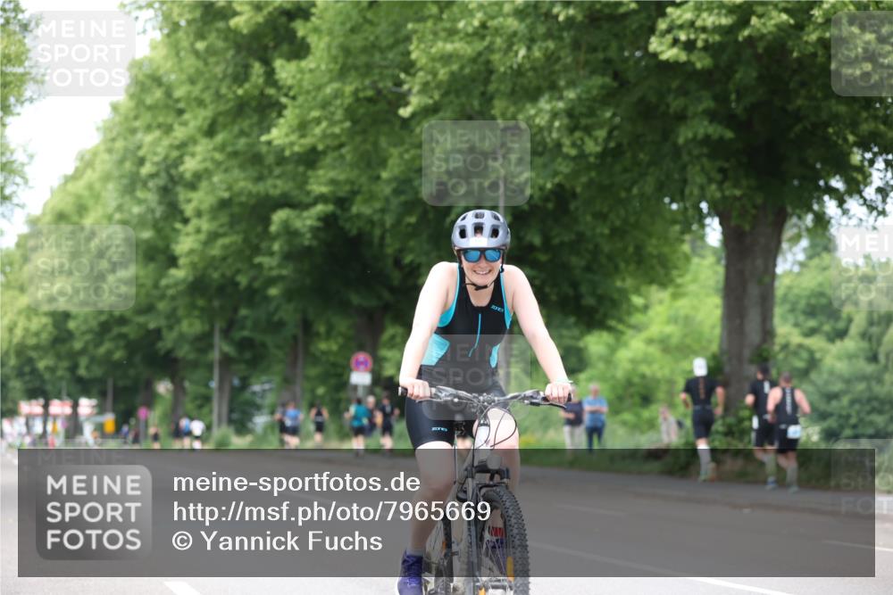 15.06.2025 - 7 Türme Triathlon Yannick Fuchs http://msf.ph/oto/7965669 15.06.2025 13:59:25 Radfahren 830 meine-sportfotos.de