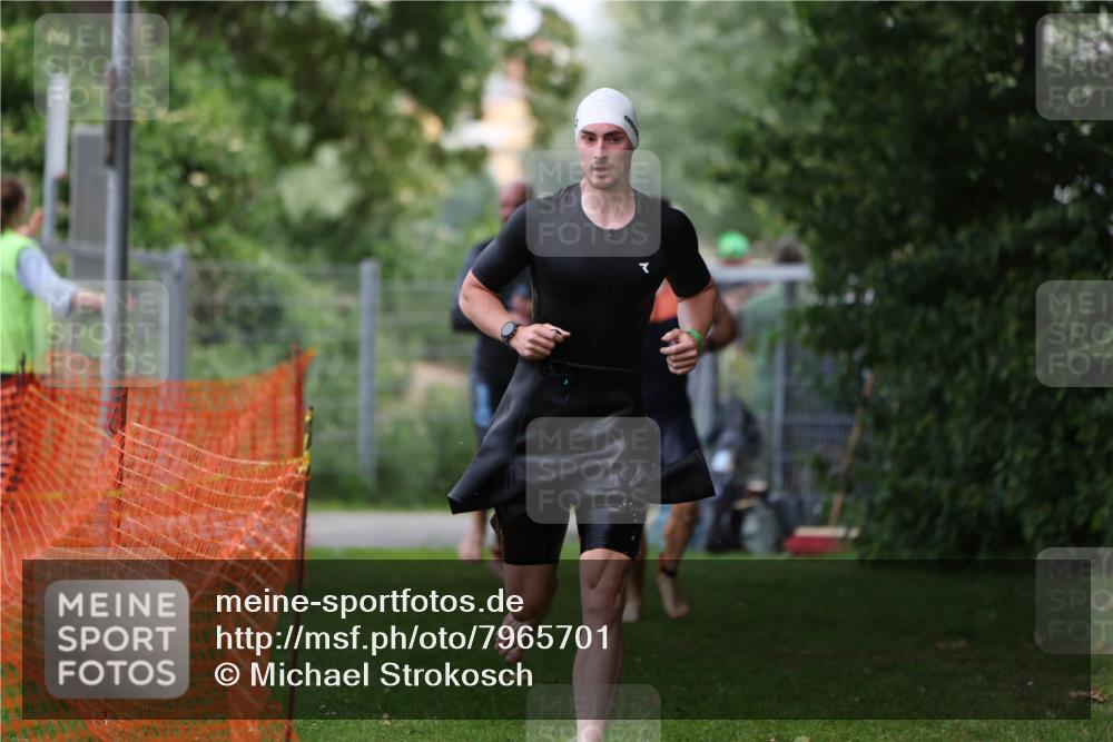 15.06.2025 - 7 Türme Triathlon Michael Strokosch http://msf.ph/oto/7965701 15.06.2025 12:19:39 Schwimmen 471, 483, 531, 536, 538, 612, 635 meine-sportfotos.de