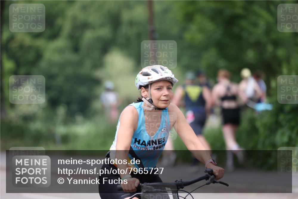 15.06.2025 - 7 Türme Triathlon Yannick Fuchs http://msf.ph/oto/7965727 15.06.2025 13:59:58 Radfahren 783 meine-sportfotos.de