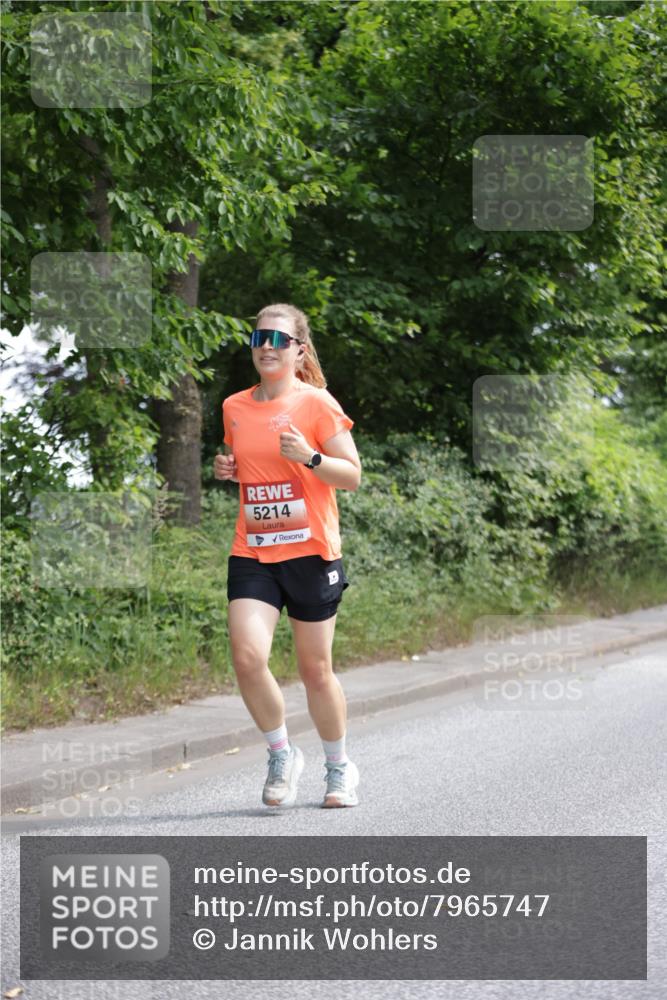15.06.2025 - REWE Women's Run Jannik Wohlers http://msf.ph/oto/7965747 15.06.2025 10:00:23 Laufen 5214 meine-sportfotos.de